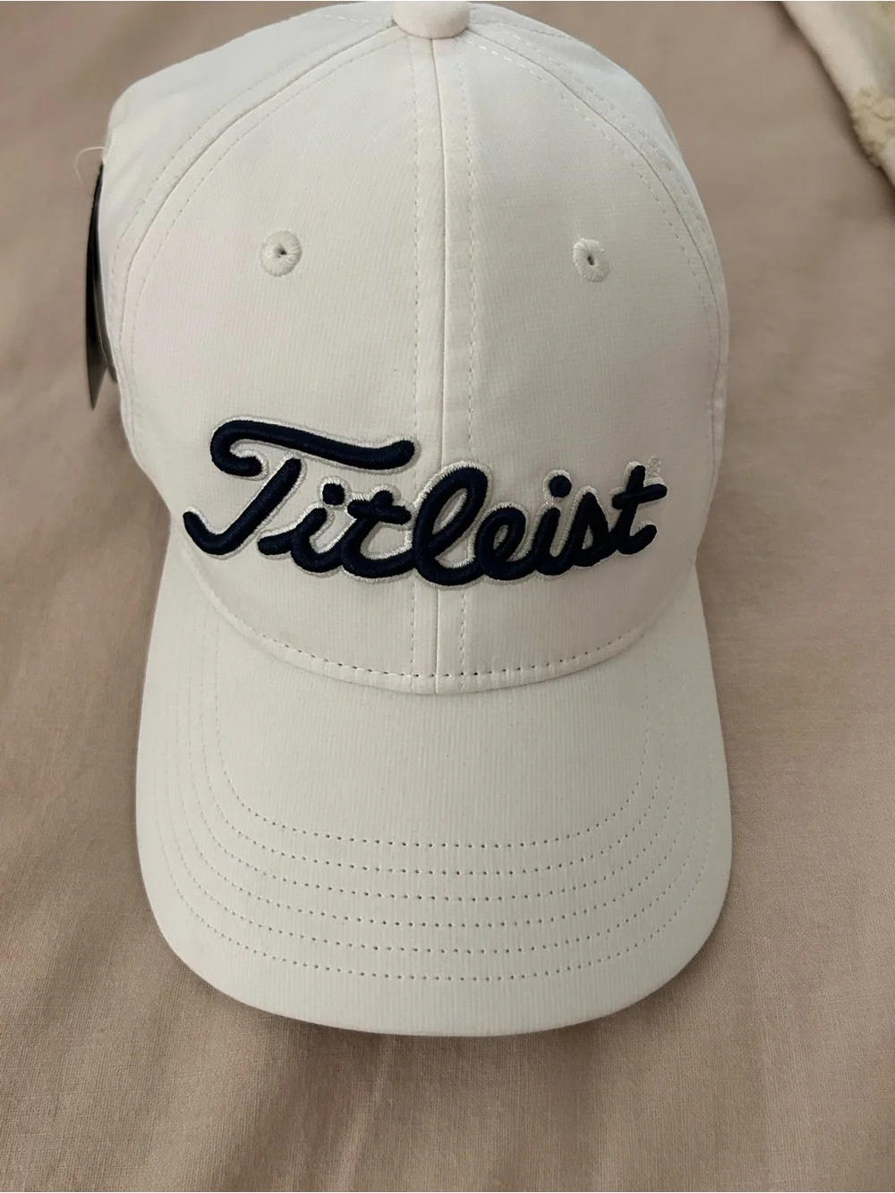 NWT Titleist Kids White Golf Cap FJ Pro V1 Logo